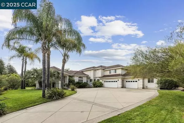 Walnut Creek, CA 94598,195 Pine Creek Rd