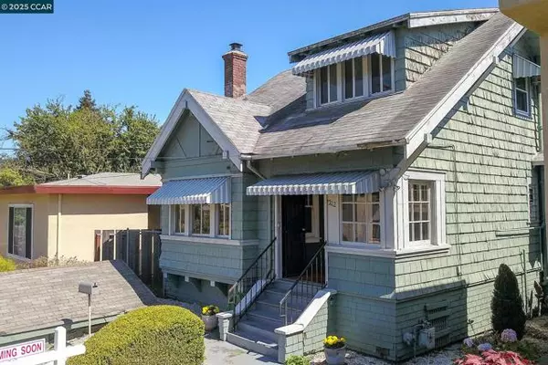 Berkeley, CA 94702,1322 Virginia Street