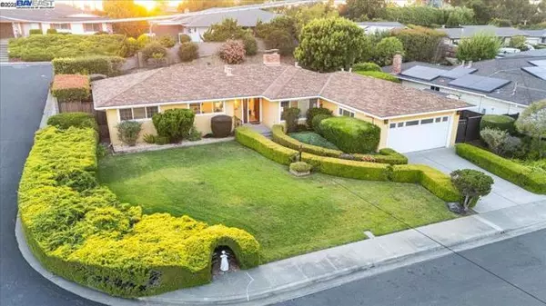 25631 Paul Ct, Hayward, CA 94541