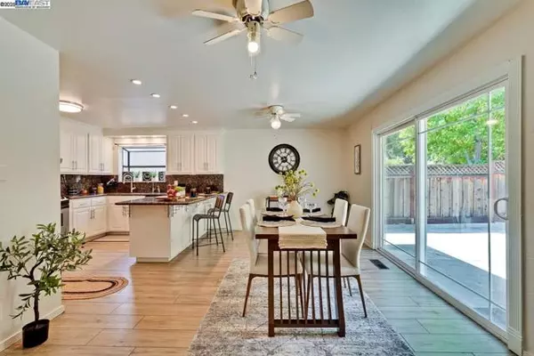 Oakland, CA 94605,82 Elysian Fields Dr.
