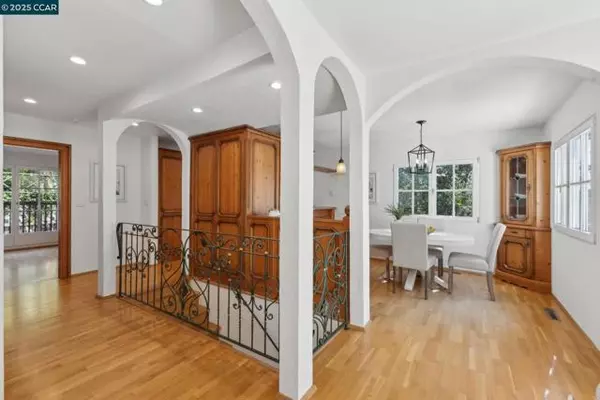 Orinda, CA 94563,40 Las Palomas