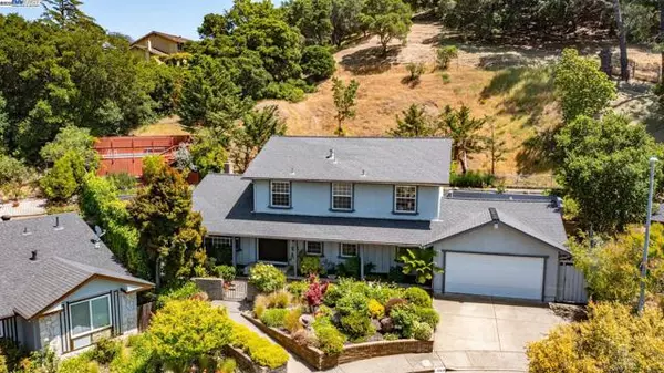 San Rafael, CA 94903,11 Oak Tree Court