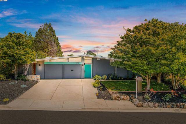 5893 Highwood Rd, Castro Valley, CA 94552