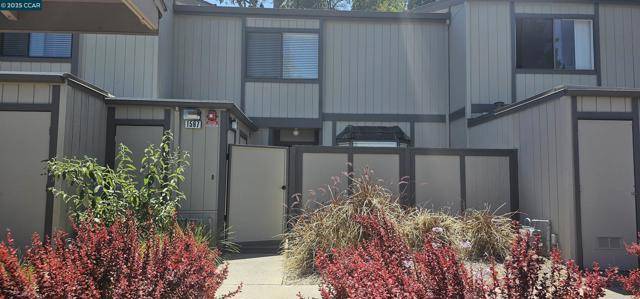 Martinez, CA 94553,1597 Ashwood Dr