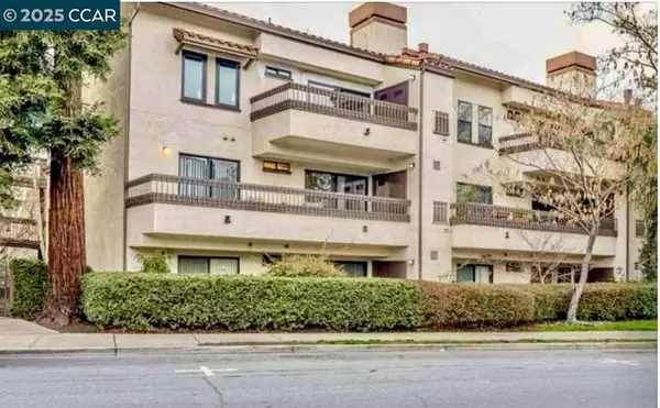 Walnut Creek, CA 94595,320 North Villa Way
