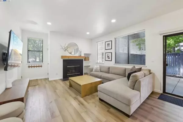 Dublin, CA 94568,7104 Cross Creek Cir