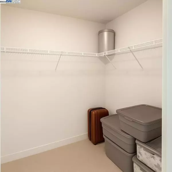 San Francisco, CA 94124,10 Innes Ct