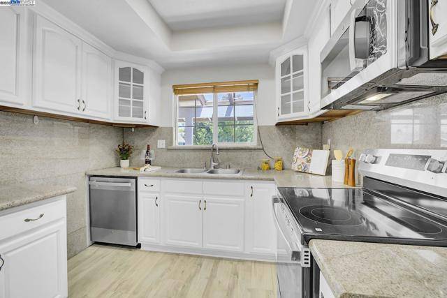 Fremont, CA 94555,34447 Helston Pl