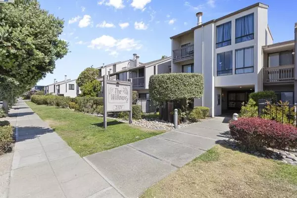 Alameda, CA 94501,2101 Shoreline Dr