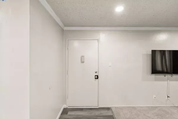 Vallejo, CA 94589,355 Parkview Terrace