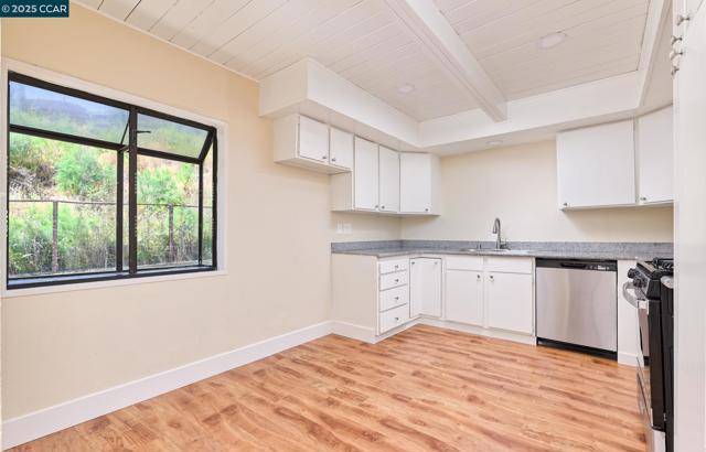 Vallejo, CA 94591,1589 Magazine St