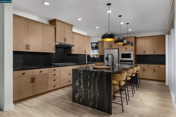 Lathrop, CA 95330,17013 Aldergrove Court