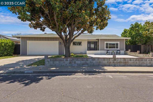1578 Dianda Dr, Concord, CA 94521
