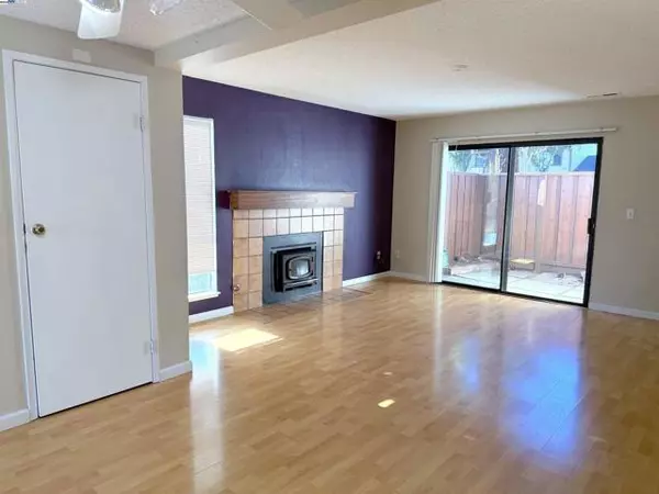 Newark, CA 94560,6100 Joaquin Murieta Ave