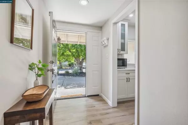 Concord, CA 94519,1824 Manzanita Dr