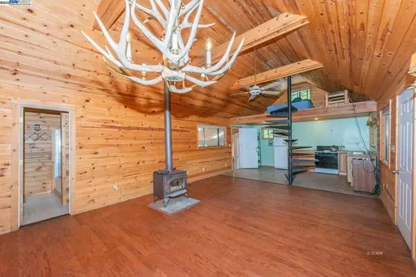 Big Bar, CA 96010,11221 Corral Bottom Rd