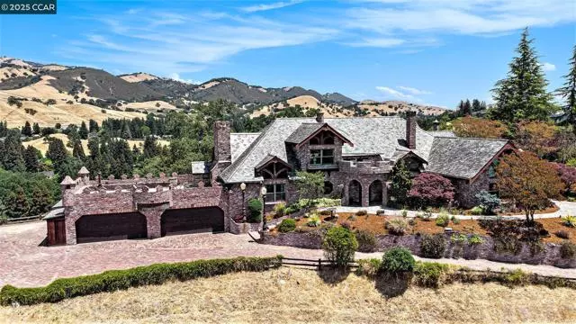 Alamo, CA 94507,176 Mountain Canyon Ln