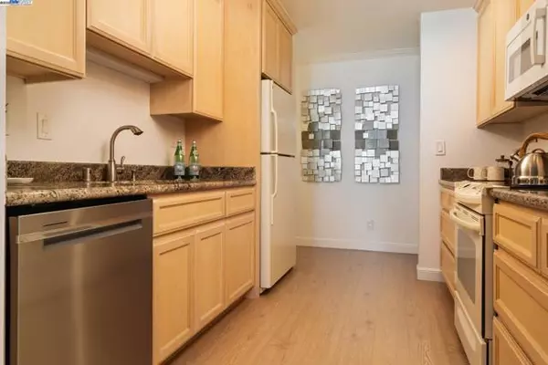 Millbrae, CA 94030,320 Vallejo Dr