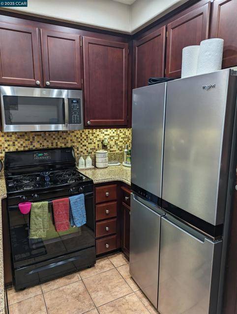 Oakland, CA 94603,1582 Chandler St