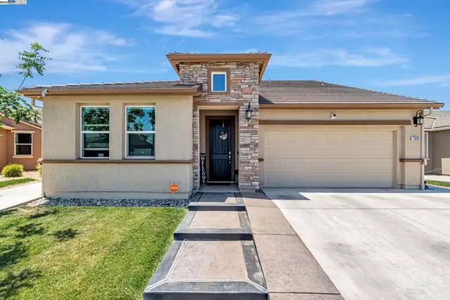 Los Banos, CA 93635,1893 Summit Dr