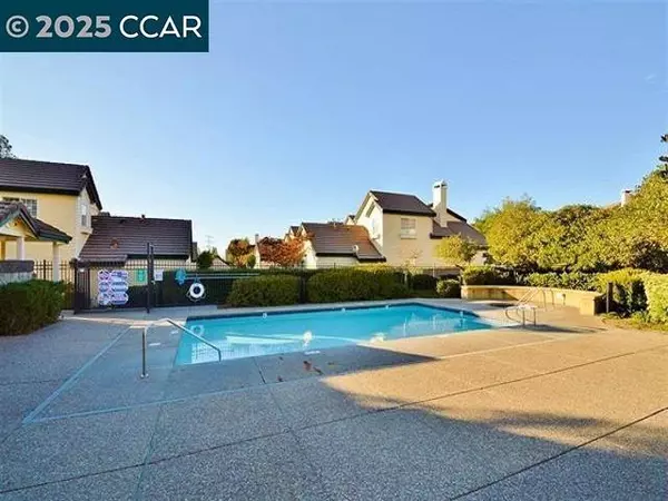 1328 Shell Ln, Clayton, CA 94517