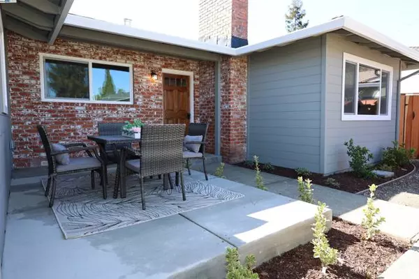Fremont, CA 94538,4668 Flamingo Park Ct
