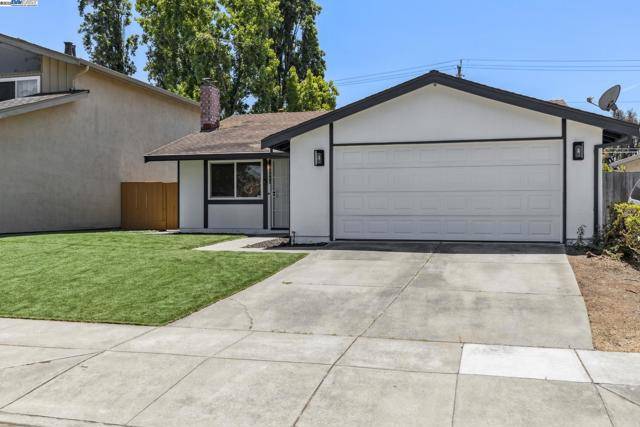 Fremont, CA 94555,32555 Lake Bridgeport St