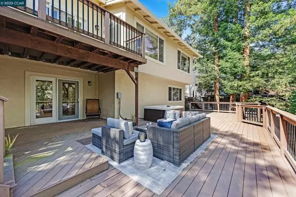 14 Saint Louis Ln, Pleasant Hill, CA 94523