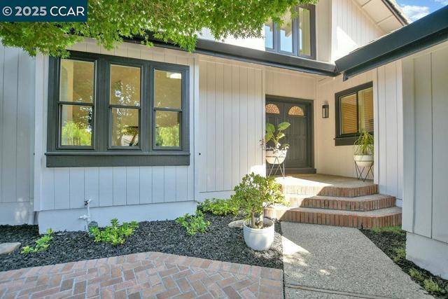 Danville, CA 94506,959 Redwood Dr
