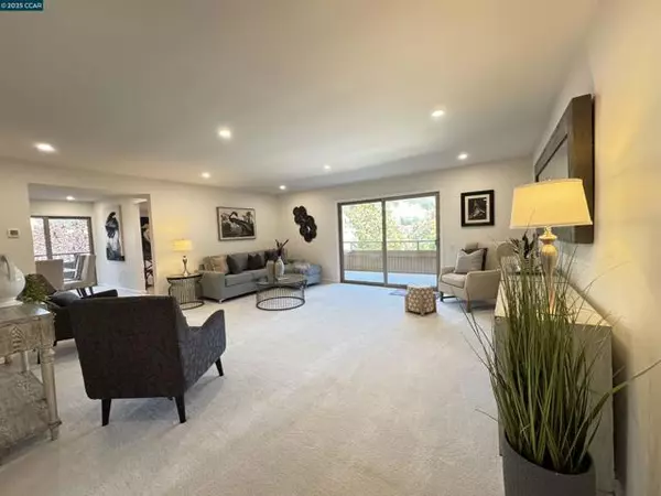 Walnut Creek, CA 94595,4033 Terra Granada Dr