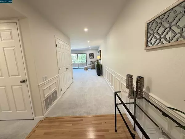 Walnut Creek, CA 94595,4033 Terra Granada Dr