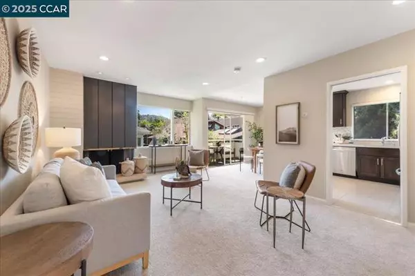 2601 College Ave, Berkeley, CA 94704
