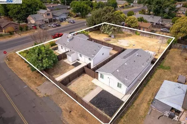 4733 East Washington St, Stockton, CA 95215