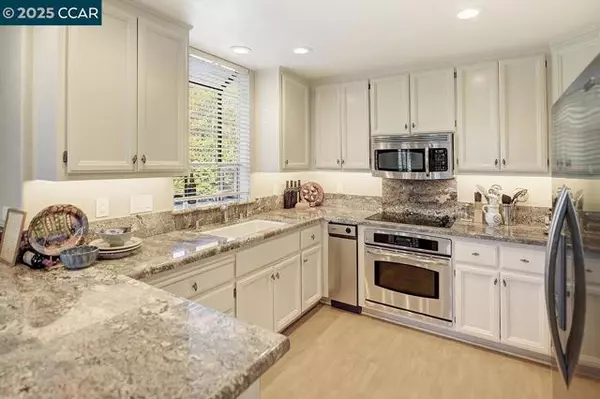 Walnut Creek, CA 94595,5910 Horsemans Canyon Dr.