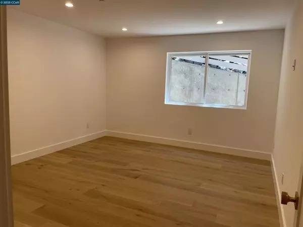 Lafayette, CA 94549,3742 Mt. Diablo Blvd #1B