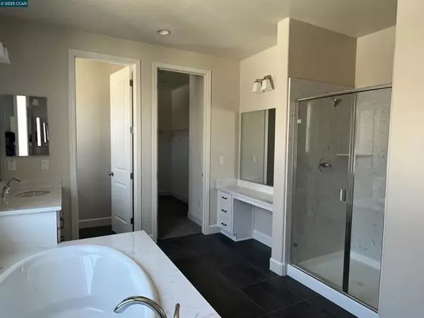 Fairfield, CA 94534,824 Crescendo Street