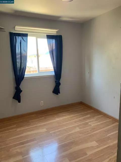 Suisun City, CA 94585,923 steller way