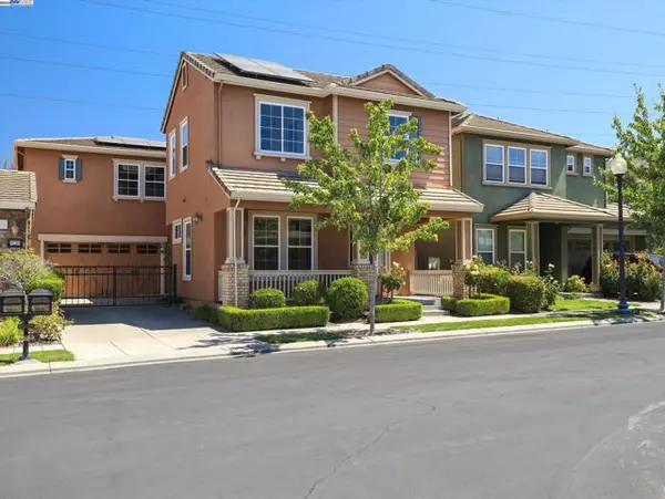 Vallejo, CA 94591,9216 Hallmark Pl