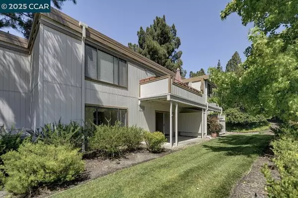 Walnut Creek, CA 94595,1125 Singingwood Ct