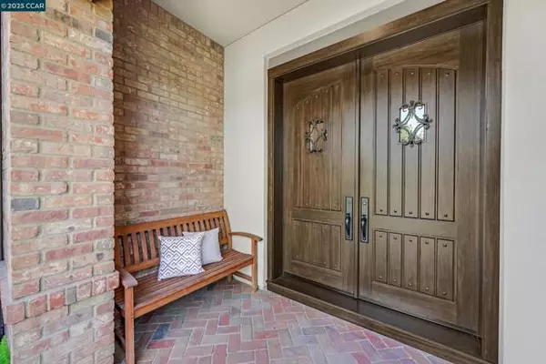 Alamo, CA 94507,123 Alamo Springs Dr