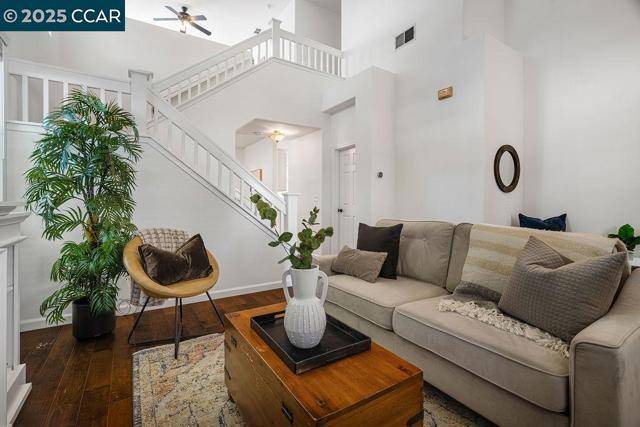 San Ramon, CA 94583,1 Lupine Ln
