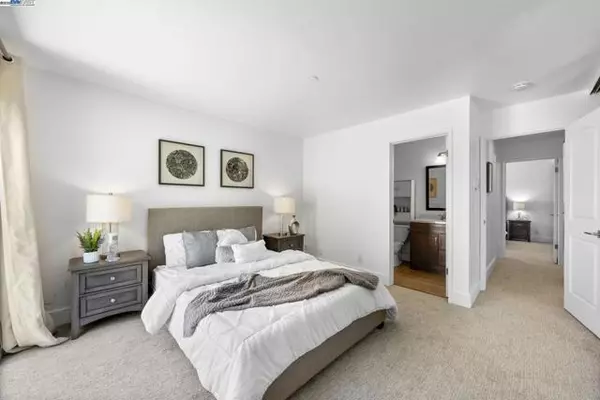 Fremont, CA,39455 Albany Common