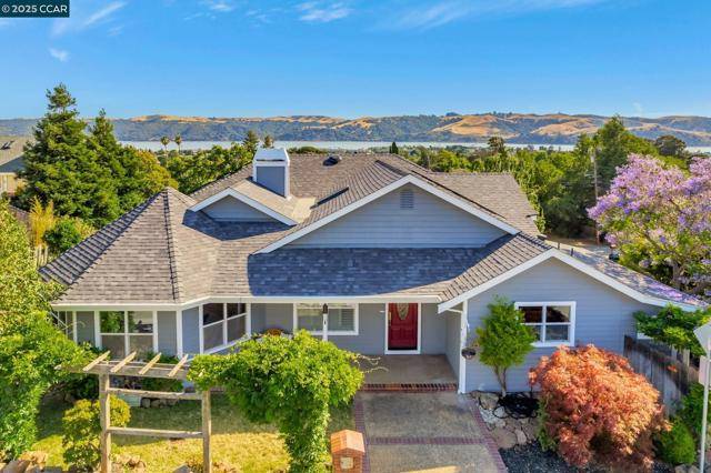 300 Saint Augustine Ct, Benicia, CA 94510