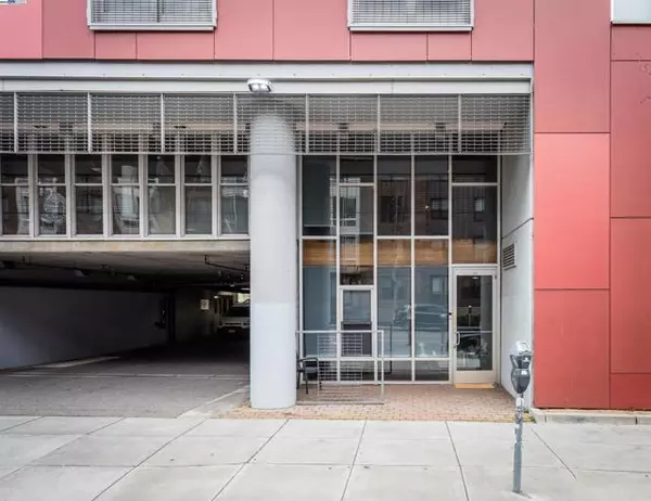 630 Thomas L Berkley Way, Oakland, CA 94612
