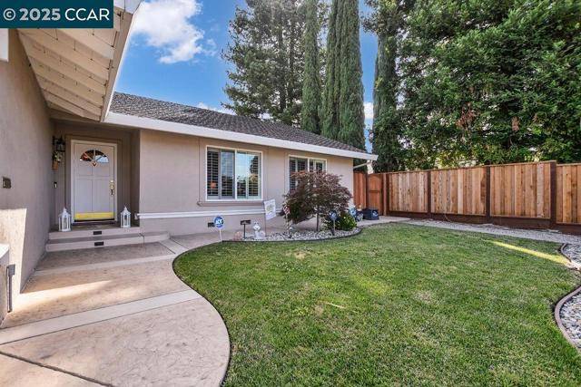 San Ramon, CA 94583,9757 Davona Dr