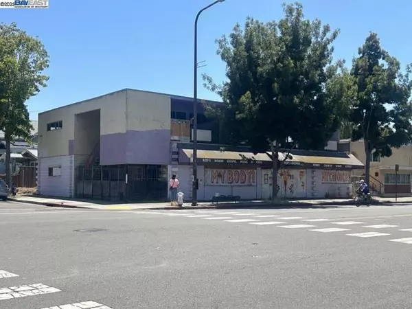 3101 Sacramento St, Berkeley, CA 94702