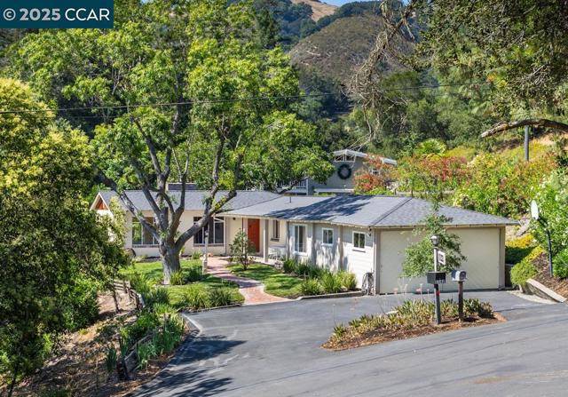 Lafayette, CA 94549,1133 North Thompson Rd
