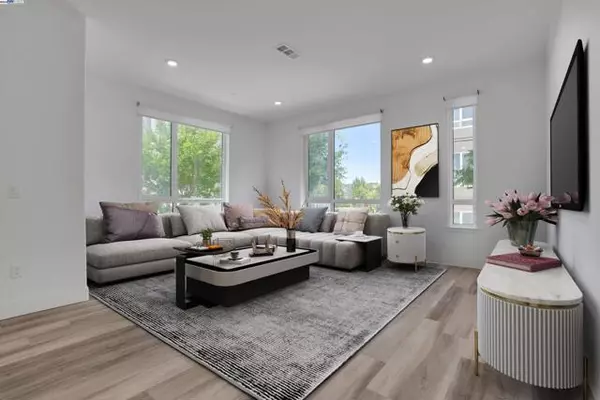 Fremont, CA,45258 Tom Blalock Street
