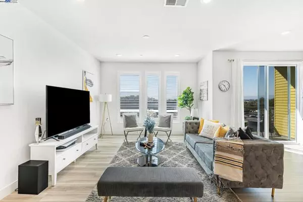 Fremont, CA 94538,3873 Quantum Dr