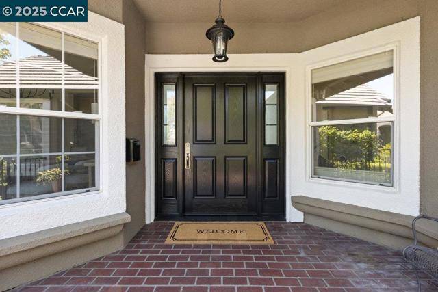 Danville, CA 94506,150 Alta Vista Way